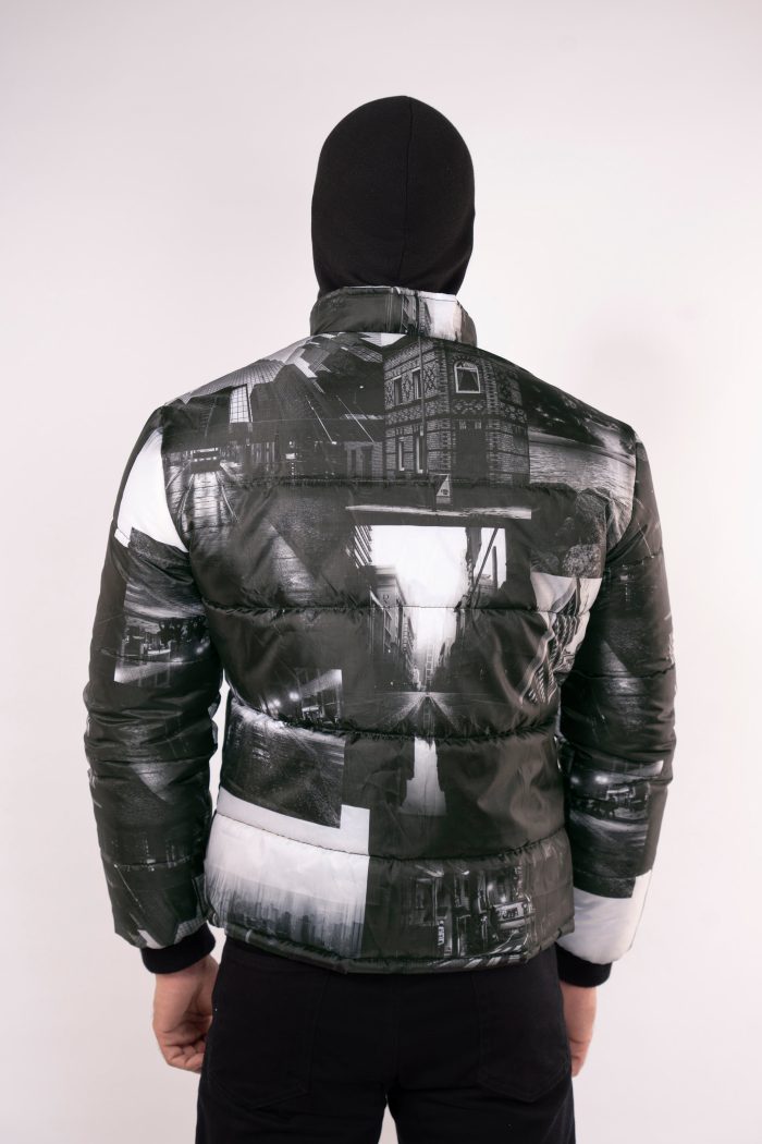 Cityscape Streetwear Puffer Jacket with Digital Print and Down Padding