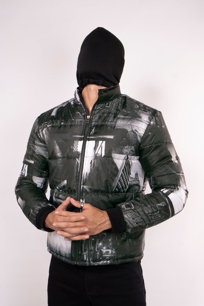 Cityscape Streetwear Puffer Jacket with Digital Print and Down Padding