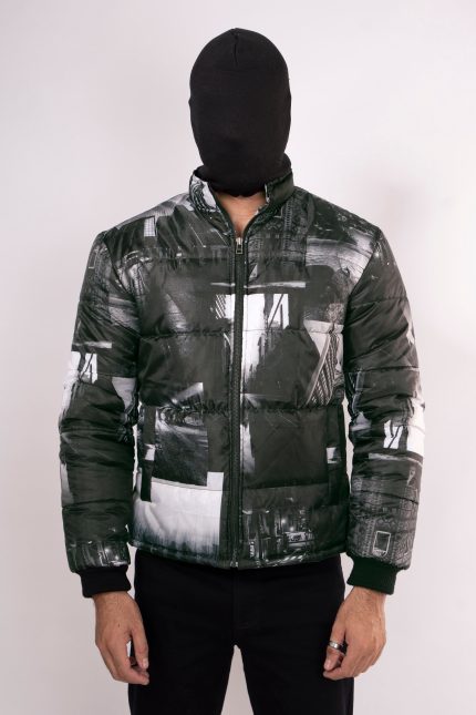 Cityscape Streetwear Puffer Jacket with Digital Print and Down Padding