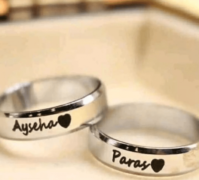 Pack of 2 engraved black couple rings – customizable with names and dates