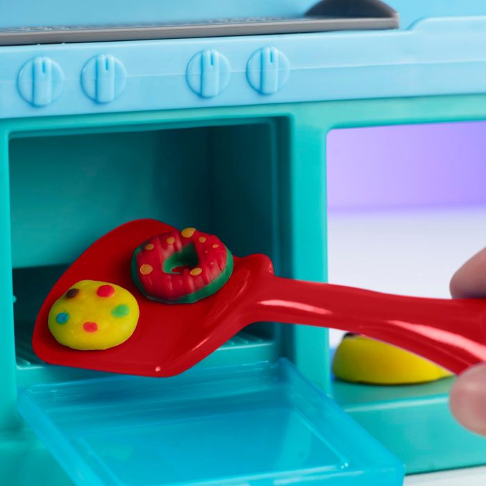 Play-Doh Kitchen Creations Busy Chef’s Restaurant Playset for Kids