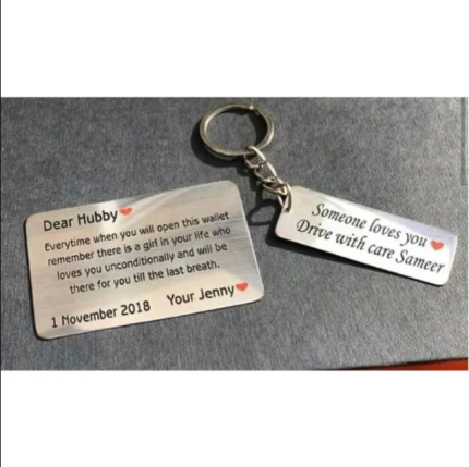 Customized metal wallet card and keychain in silver with a personalized message and gift box