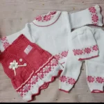 Handmade woolen 4-piece baby winter outfit in customizable sizes and colors for newborns and toddlers.