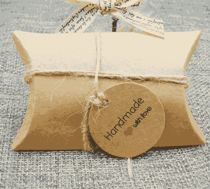 100 PCS kraft paper gift hang tags with "Thank You" and "Handmade with Love" design.